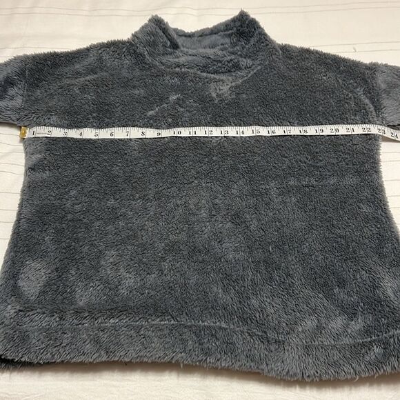 Jane and Bleecker Faux Fur Sweater - Picture 3 of 7